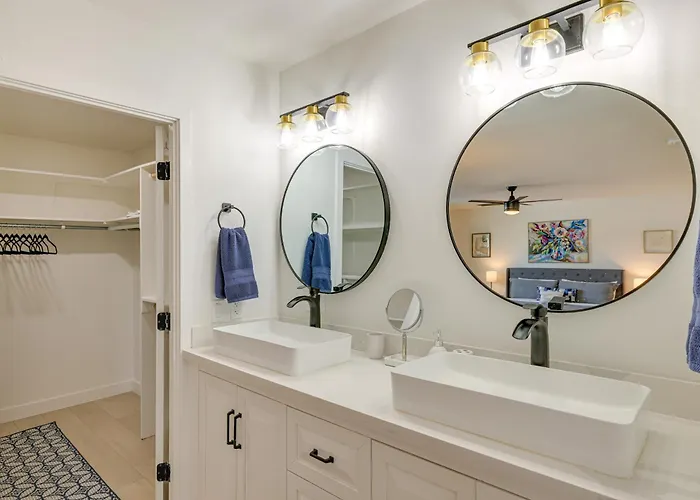 2 Mi To Old Town! Dog-friendly W/ Pool Scottsdale