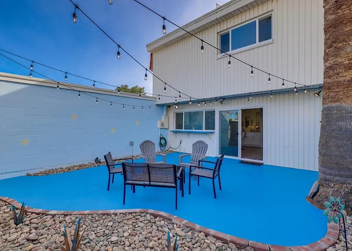 Holiday home 2 Mi To Old Town! Dog-friendly W/ Pool *